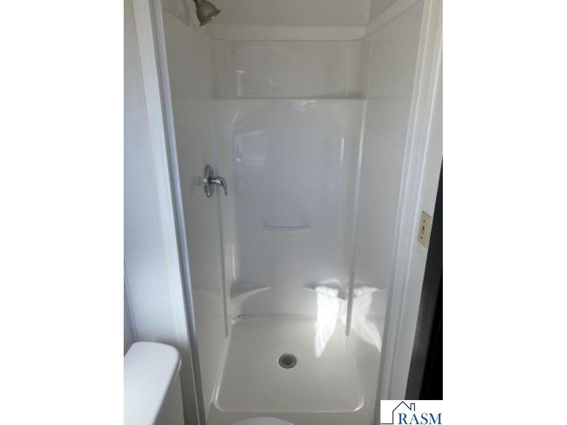 221 E Walnut Street Mankato MN 56001 7039850 image9