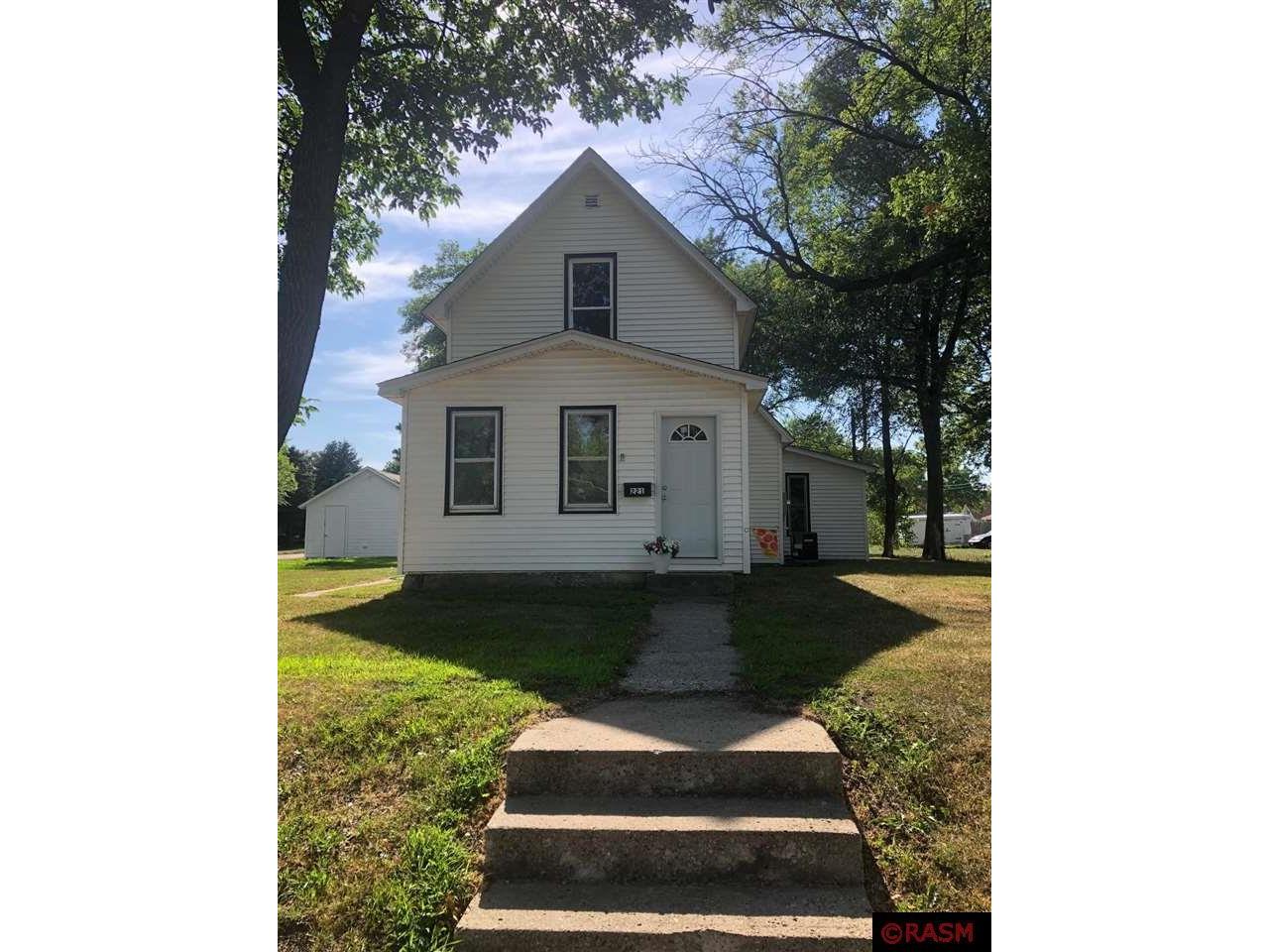 221 SW Benzel Avenue Madelia MN 56062 7032964 image1