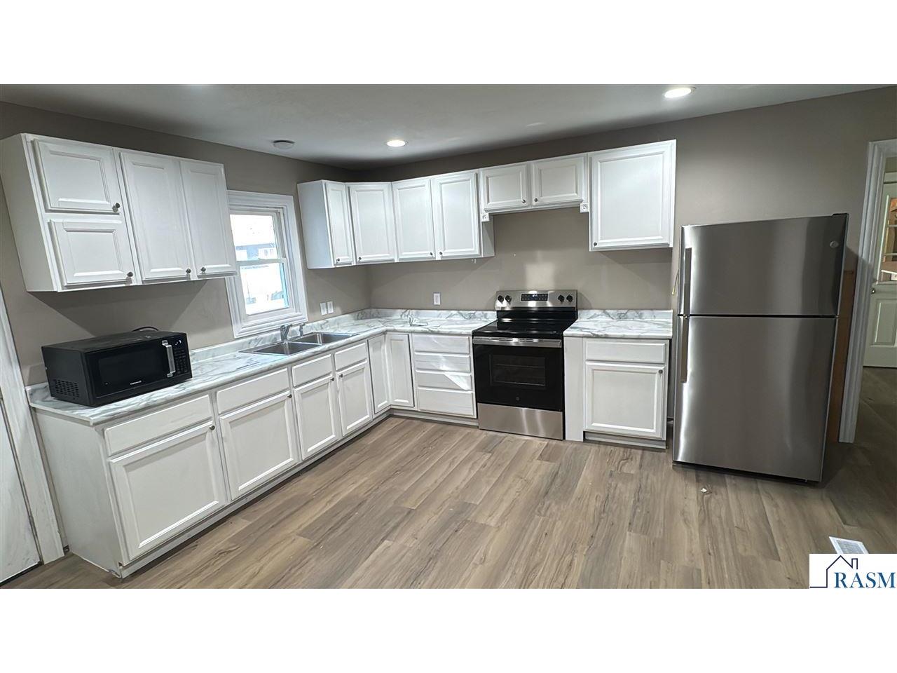 221 W Main Street Saint Clair MN 56080 7038944 image5