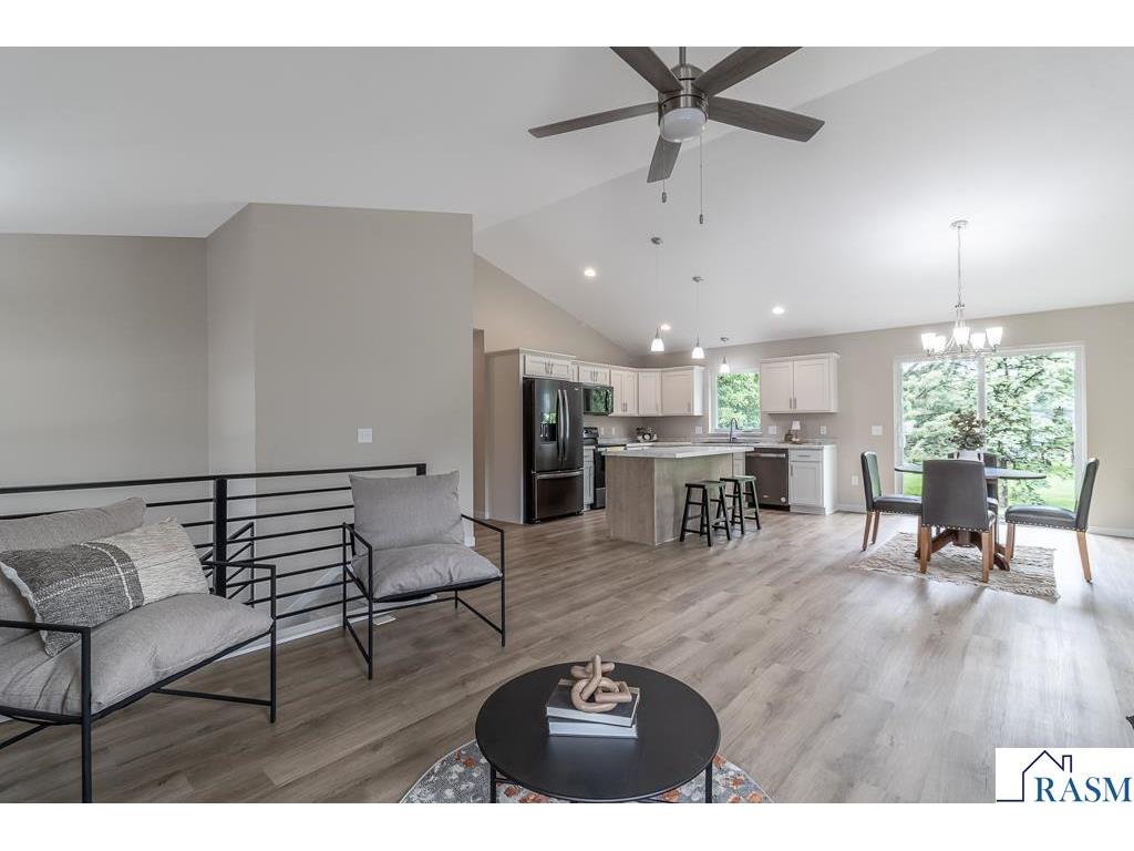 2216 Lake Avenue New Ulm MN 56073 7037851 image11