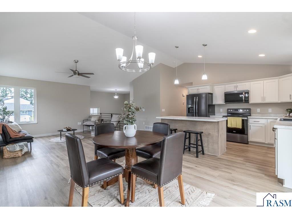 2216 Lake Avenue New Ulm MN 56073 7037851 image15