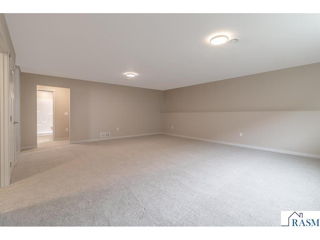 2216 Lake Avenue New Ulm MN 56073 7037851 image27