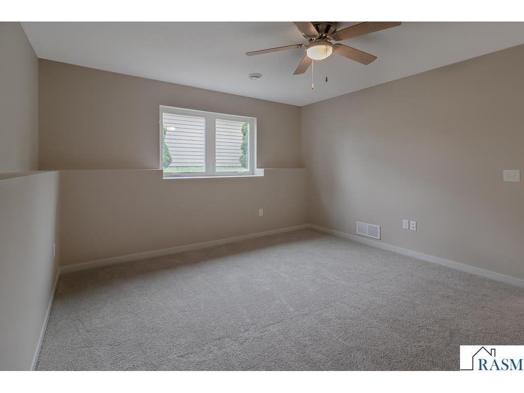 2216 Lake Avenue New Ulm MN 56073 7037851 image29