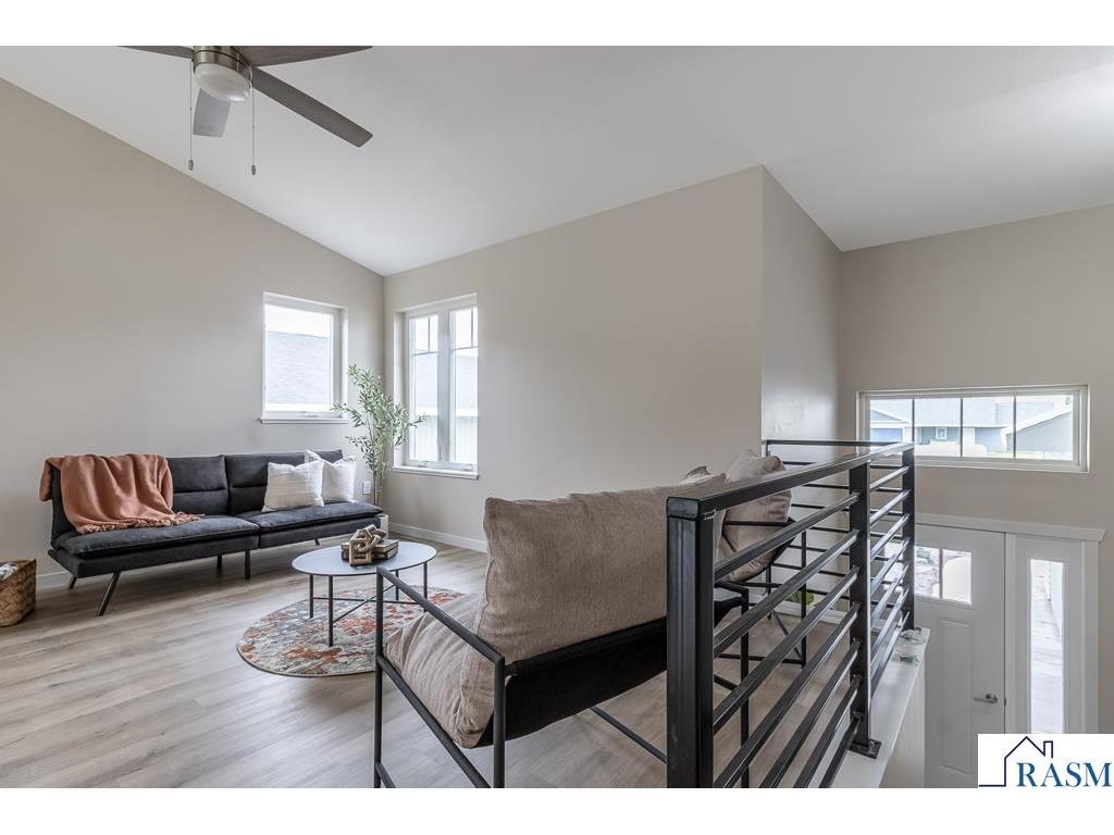 2216 Lake Avenue New Ulm MN 56073 7037851 image6