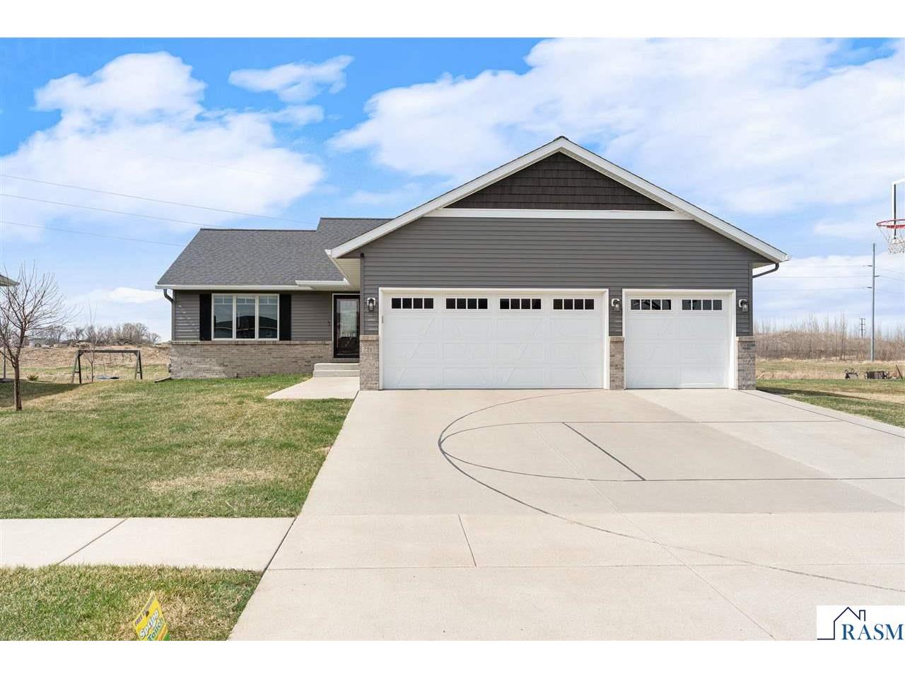 2217 Anchorage Drive North Mankato MN 56003 7039964 image1