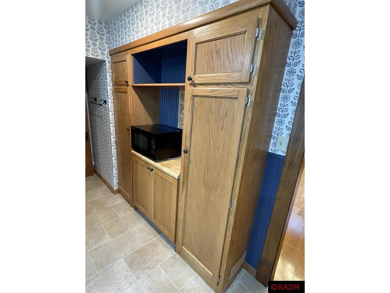 222 W Pleasant Street Mankato MN 56001 7038348 image16