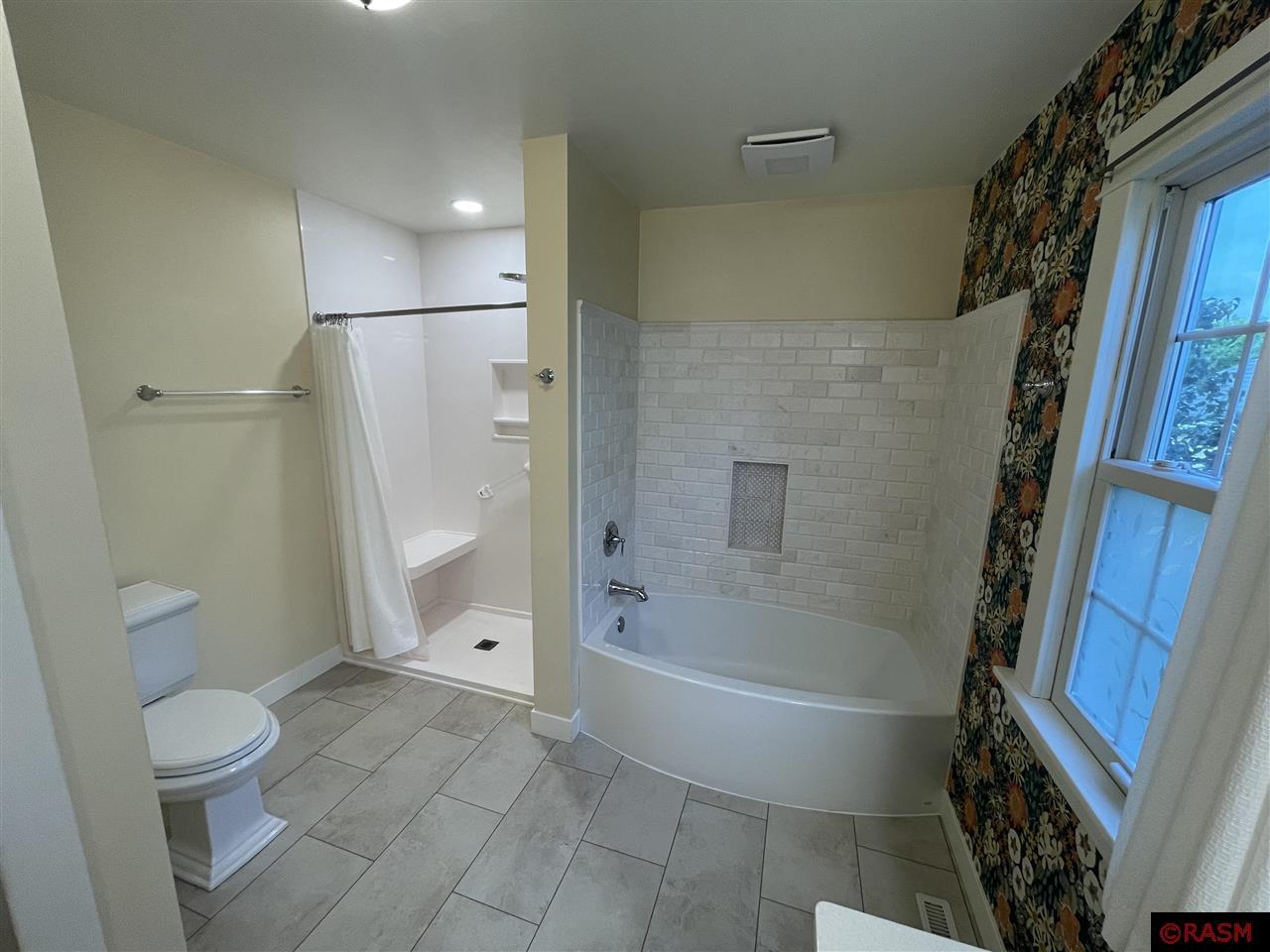 222 W Pleasant Street Mankato MN 56001 7038348 image25