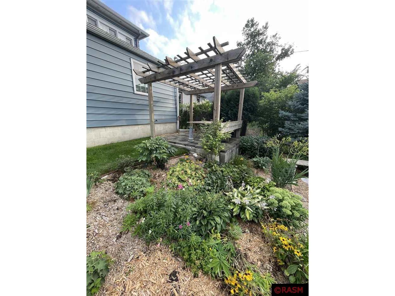 222 W Pleasant Street Mankato MN 56001 7038348 image39