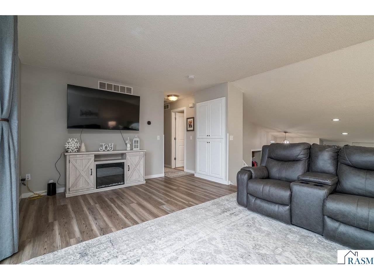 2224 Fairbanks Drive North Mankato MN 56003 7039102 image11