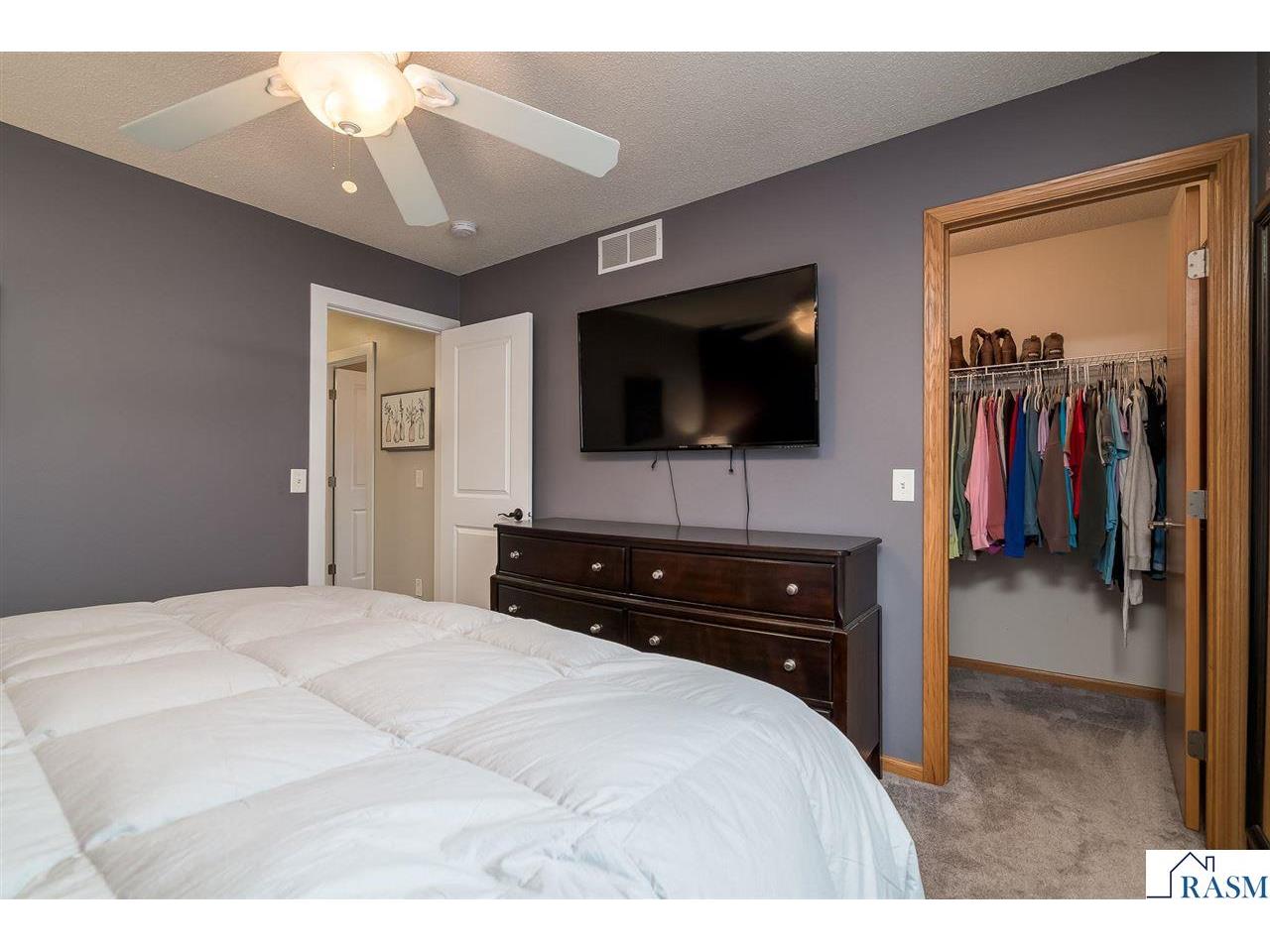 2224 Fairbanks Drive North Mankato MN 56003 7039102 image13