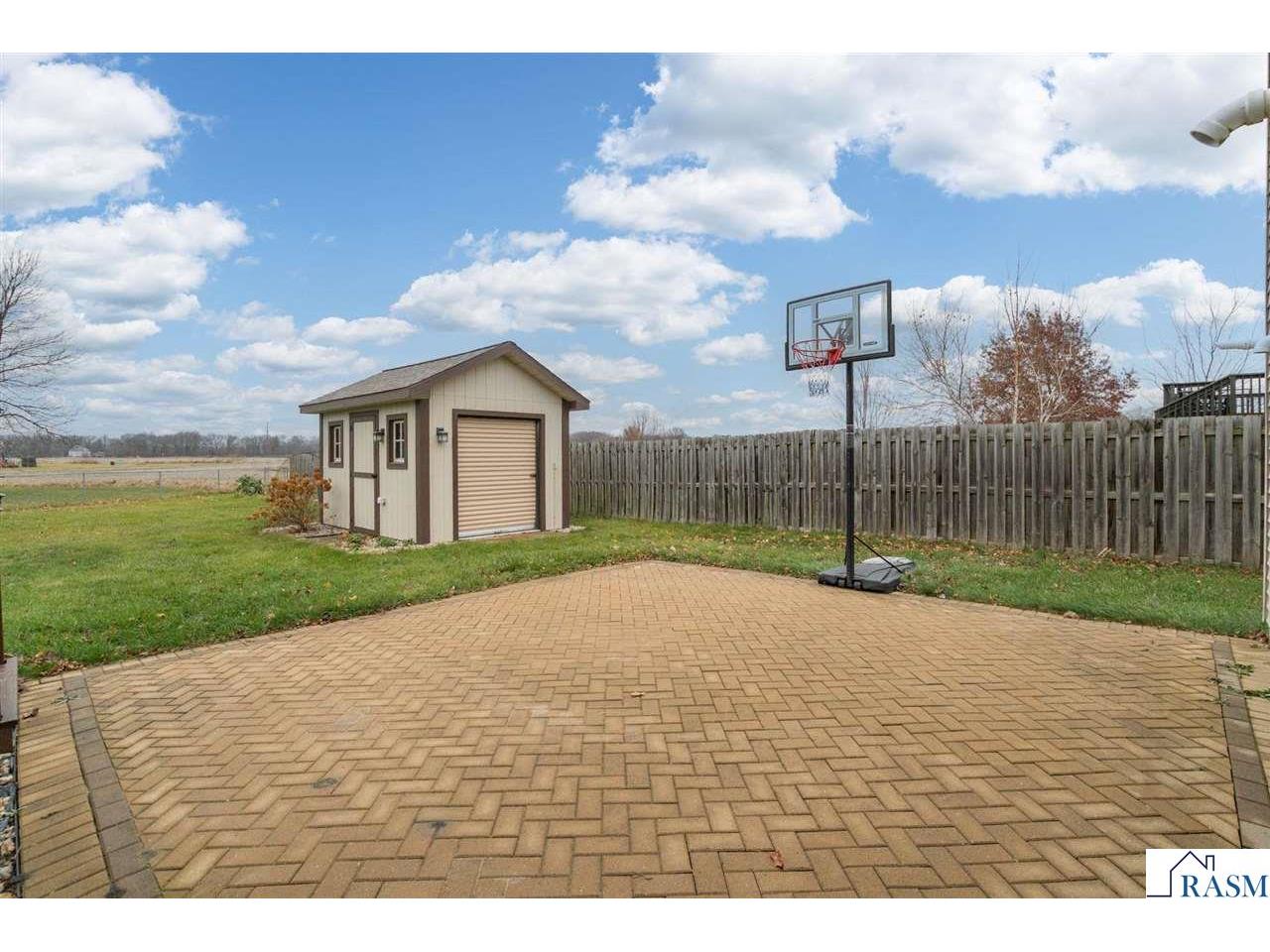 2224 Fairbanks Drive North Mankato MN 56003 7039102 image35