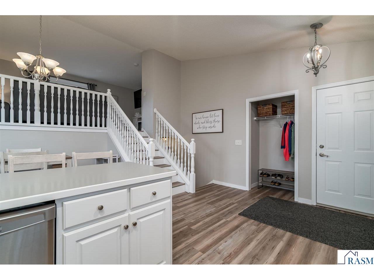 2224 Fairbanks Drive North Mankato MN 56003 7039102 image5