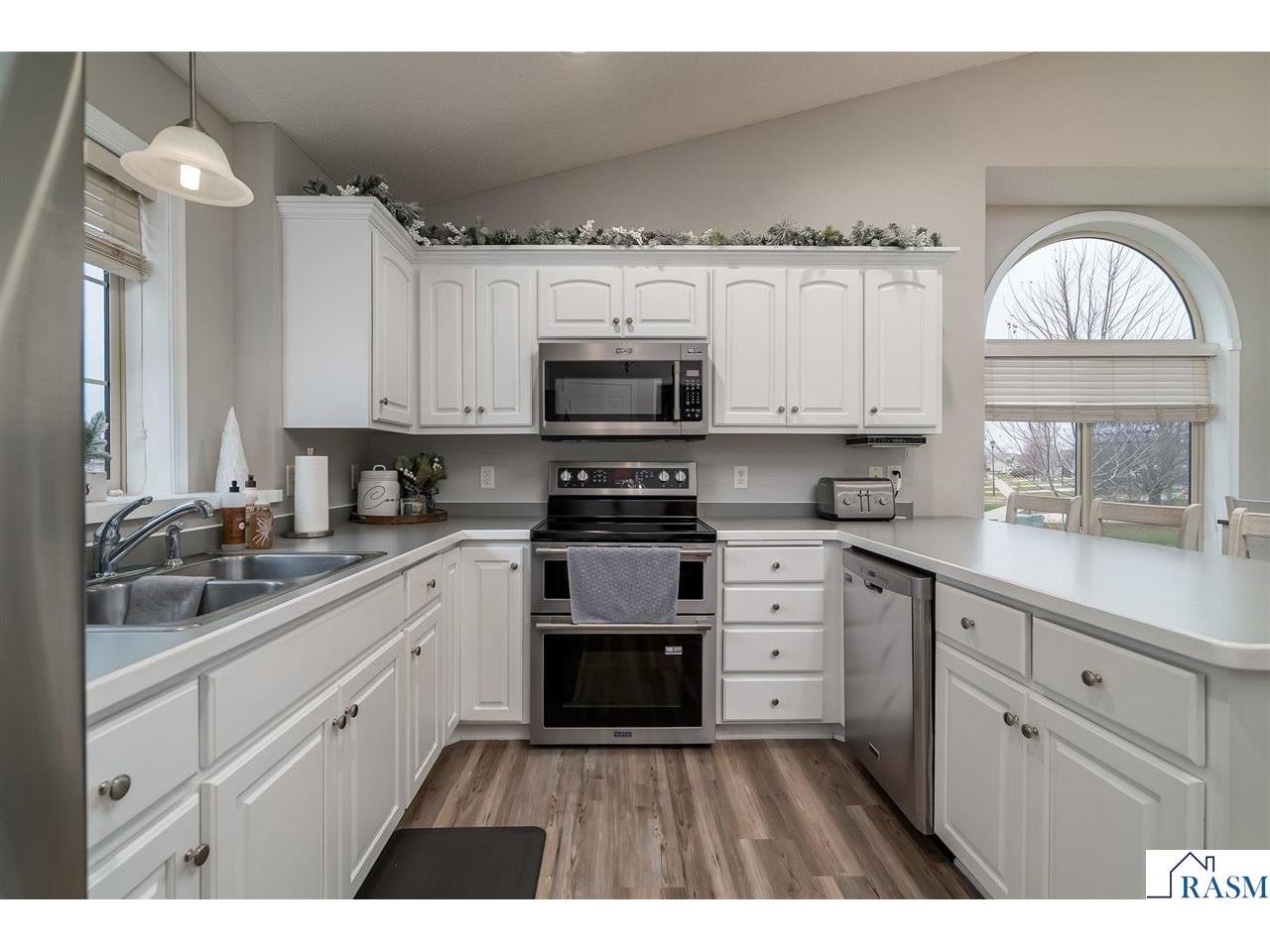 2224 Fairbanks Drive North Mankato MN 56003 7039102 image6