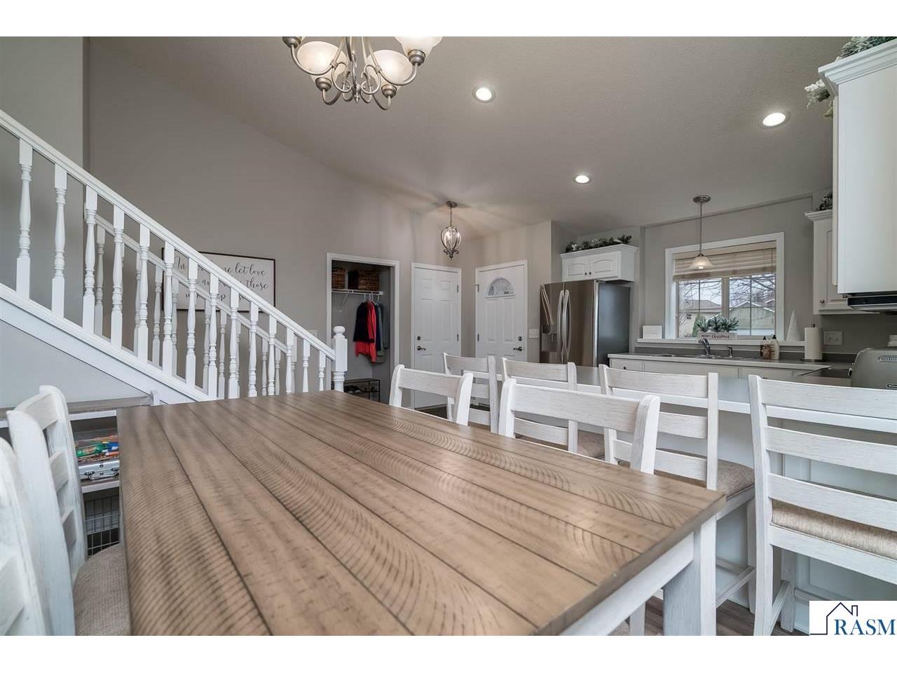 2224 Fairbanks Drive North Mankato MN 56003 7039102 image8