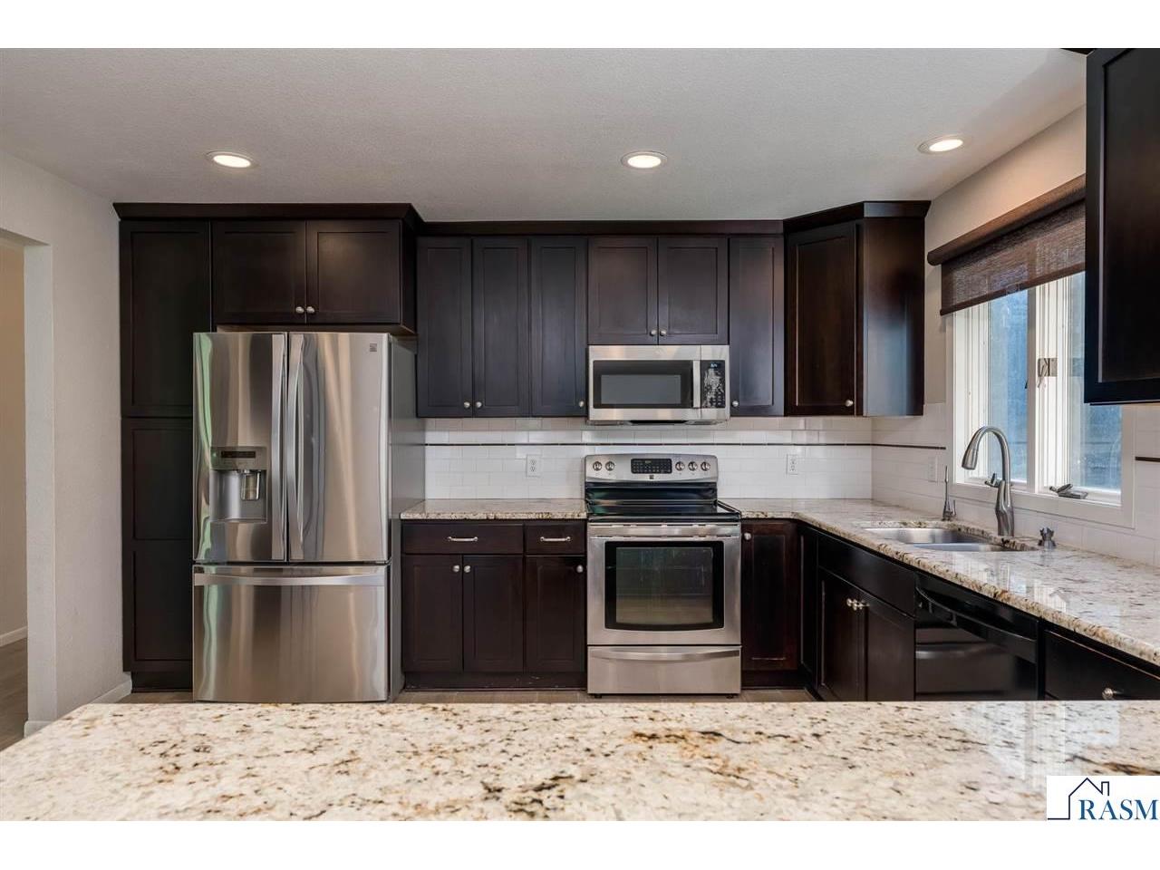 2230-2228/ W Dream Drive North Mankato MN 56003 267040734 image20