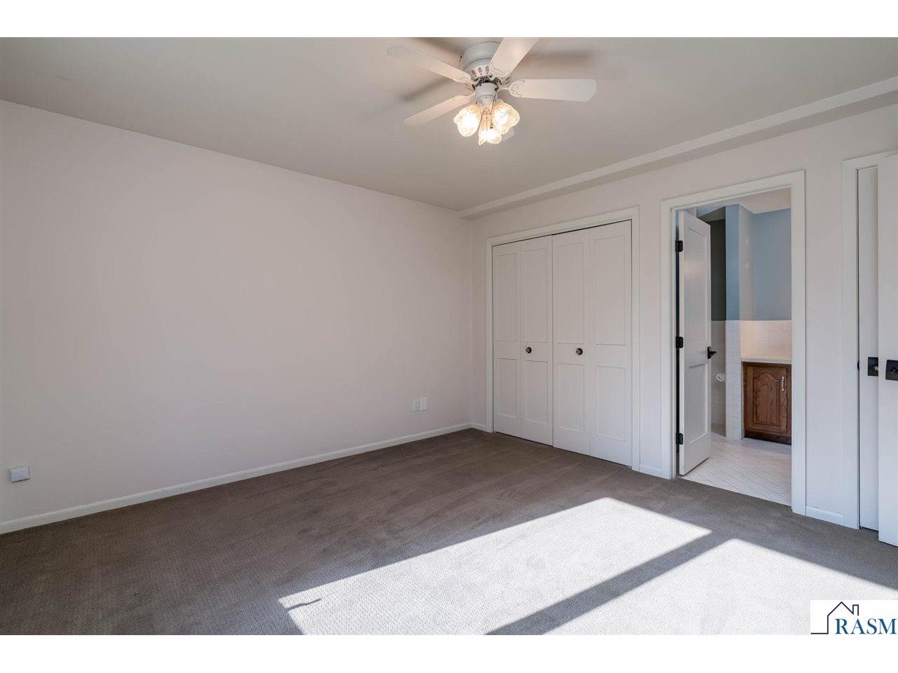 2230-2228/ W Dream Drive North Mankato MN 56003 267040734 image23