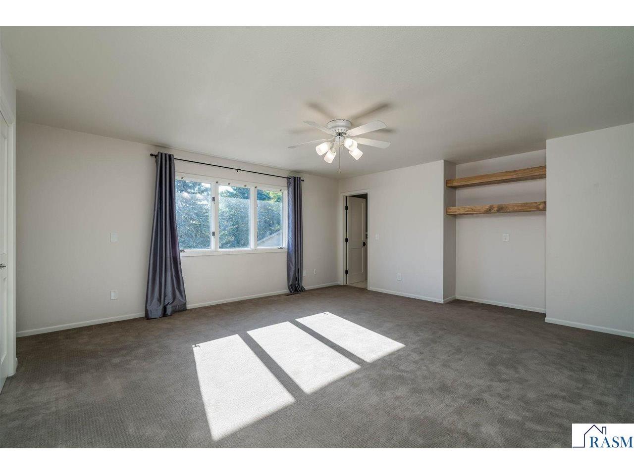 2230-2228/ W Dream Drive North Mankato MN 56003 267040734 image28