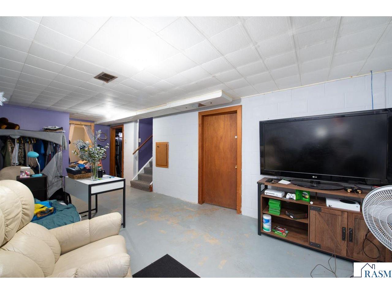 224 N 3rd Avenue Waldorf MN 56091 7040176 image14