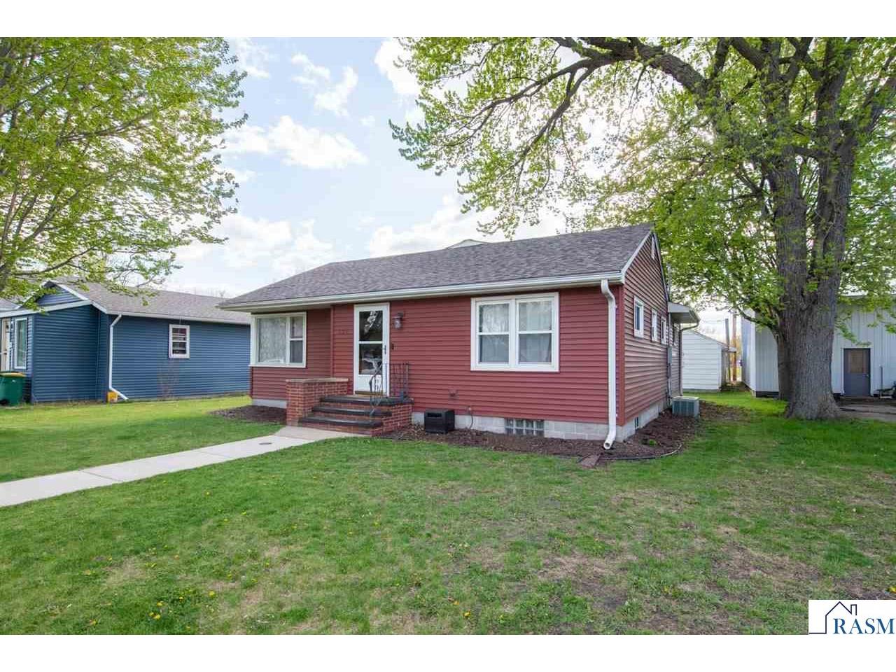 224 N 3rd Avenue Waldorf MN 56091 7040176 image24