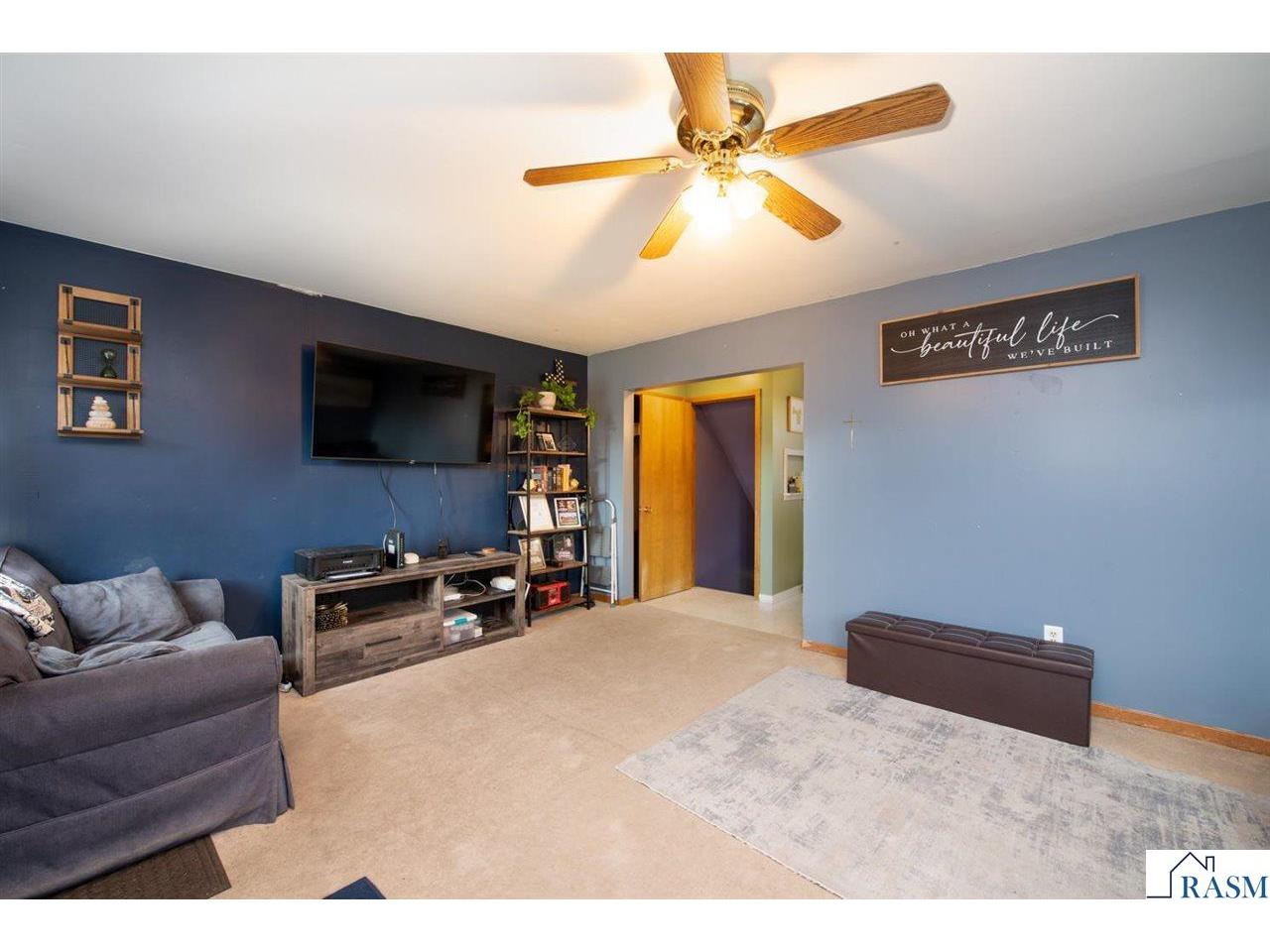 224 N 3rd Avenue Waldorf MN 56091 7040176 image8