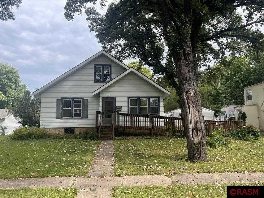 224 W Third Street Blue Earth MN 56013 7035738 image1