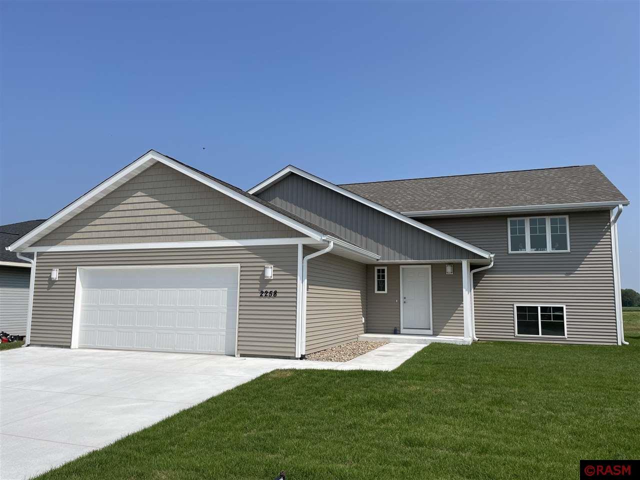 2258 Fairbanks Drive North Mankato MN 56003 7031908 image1