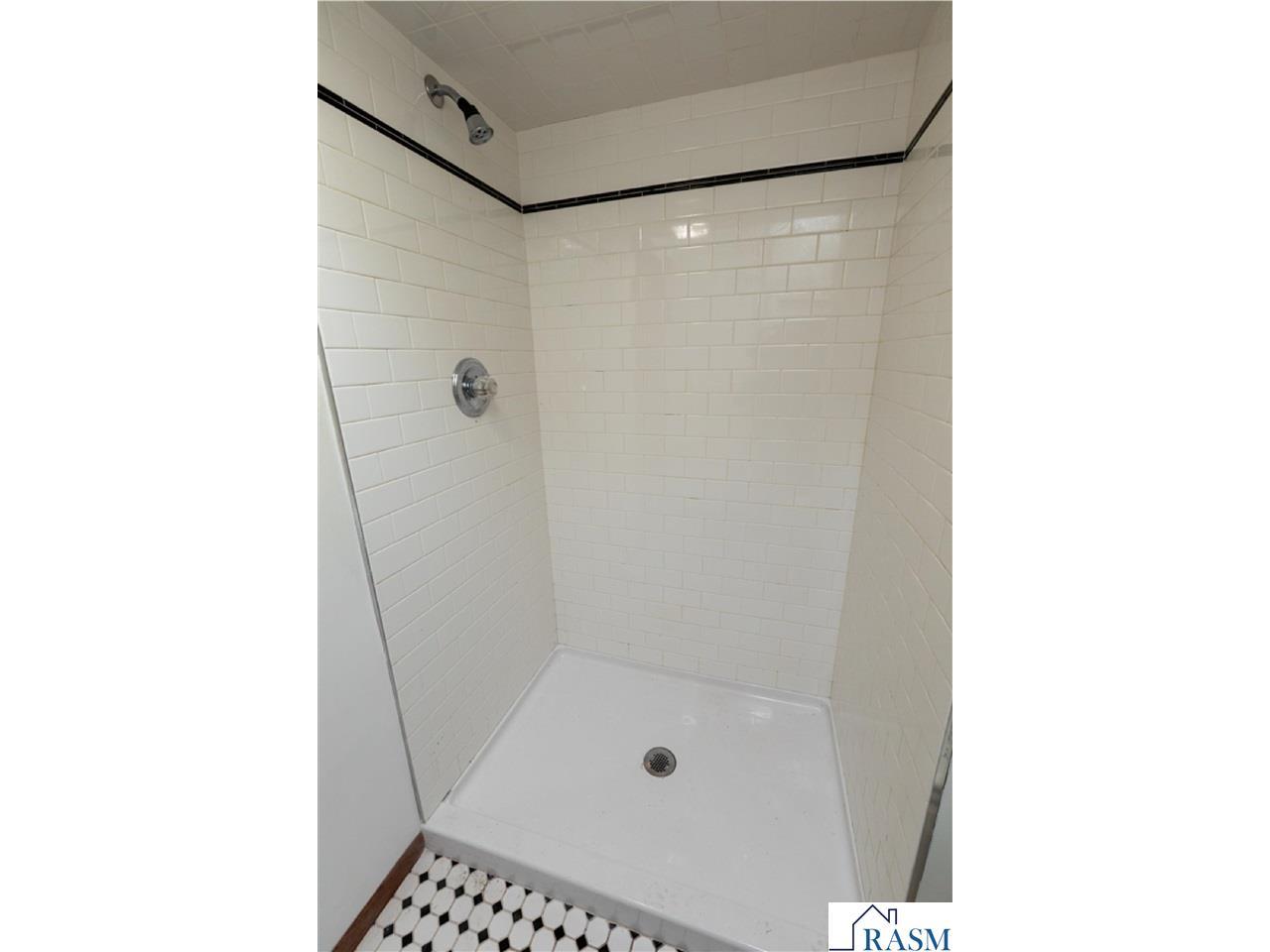 227 W 5th Mankato MN 56001 7039738 image38