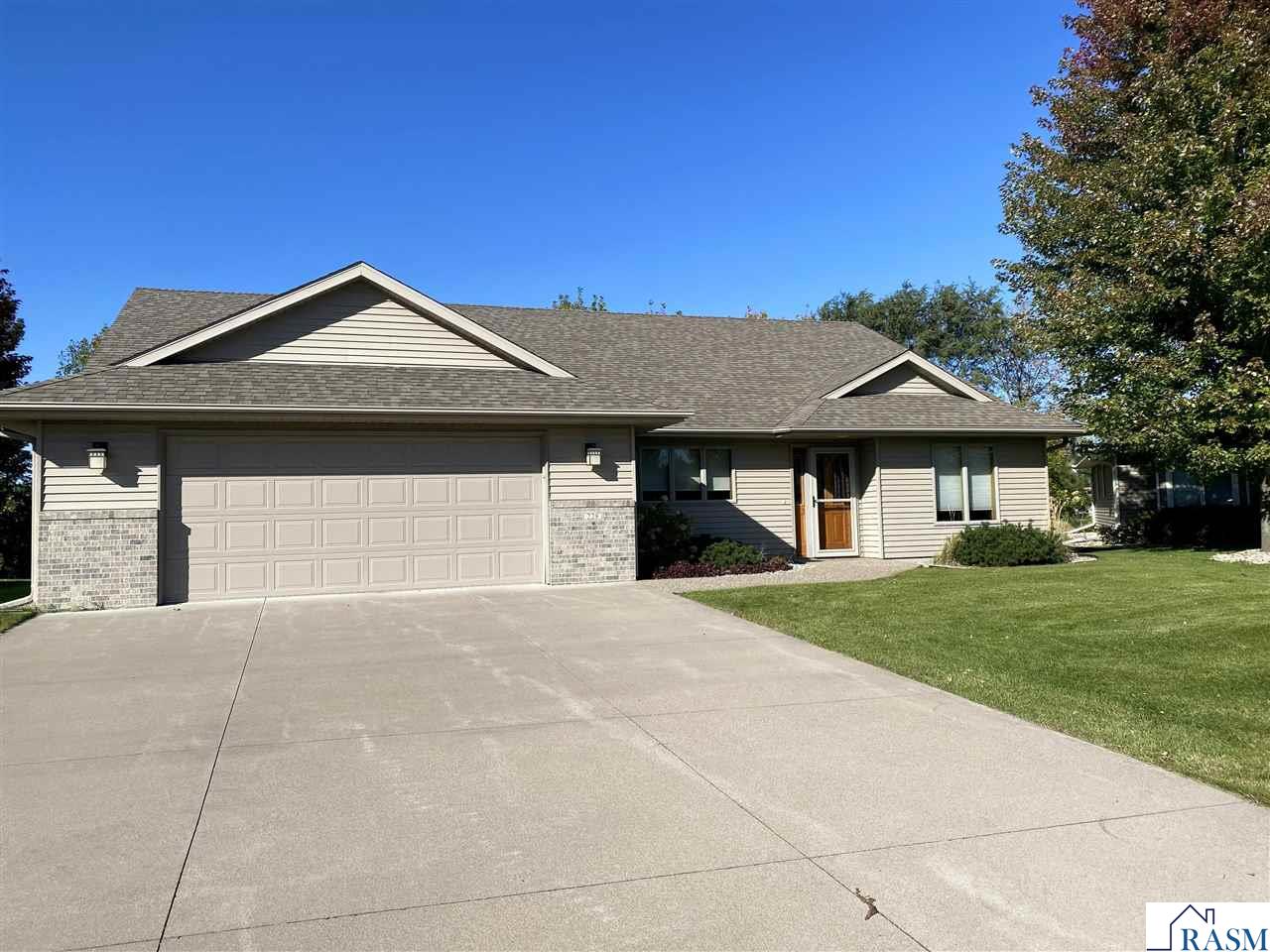 228 Amber Ct Mankato MN 56001 7038866 image1