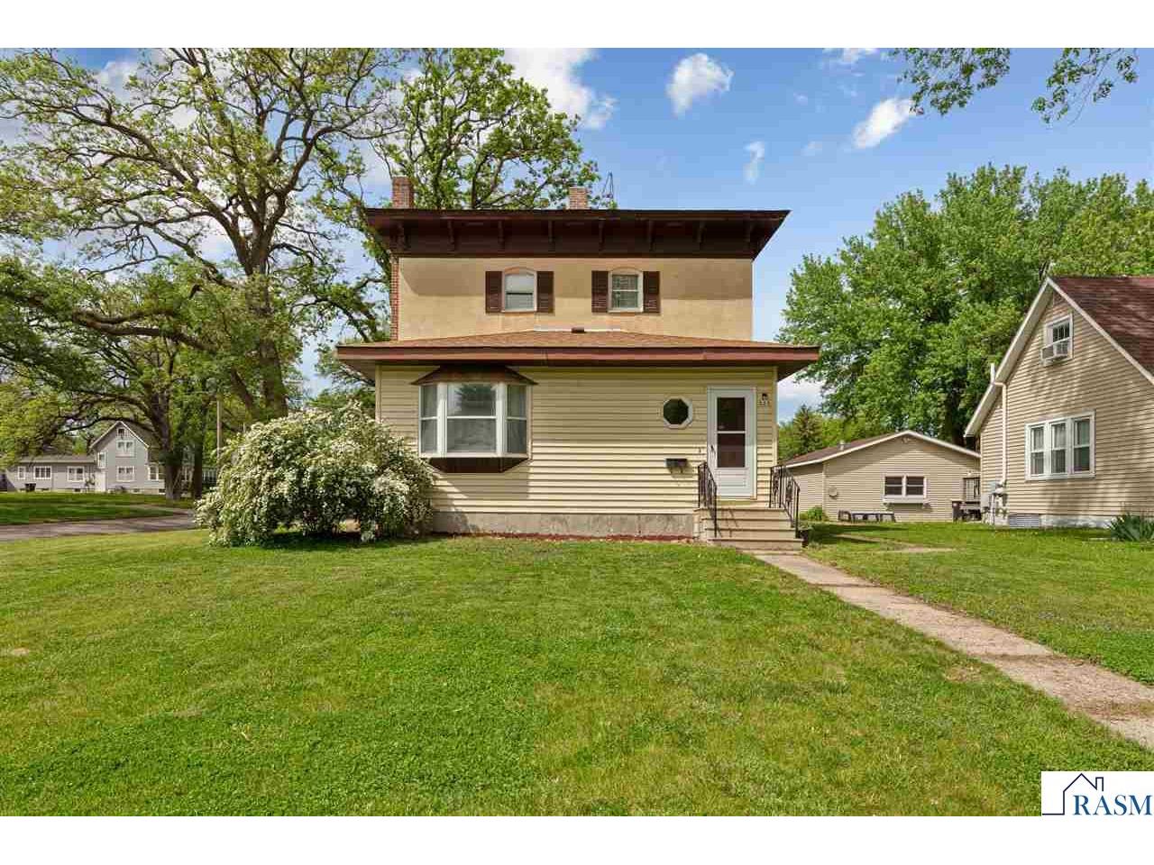 228 W 4th Street Blue Earth MN 56013 7040322 image1