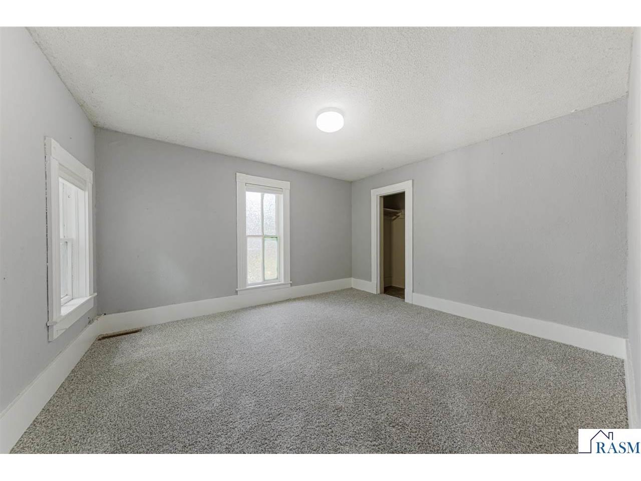 229 Locke Street Mankato MN 56001 267040988 image15