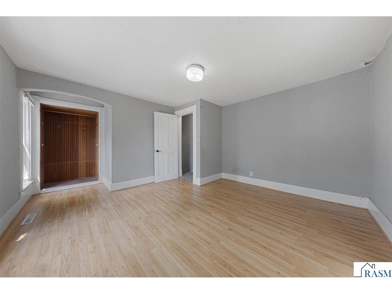 229 Locke Street Mankato MN 56001 267040989 image16