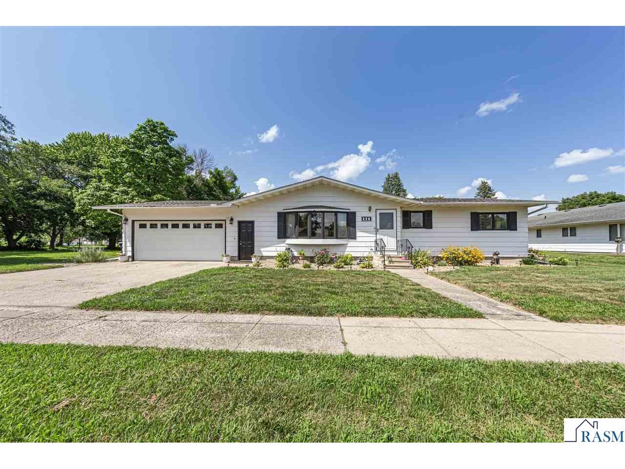 229 SW 3rd Avenue Winnebago MN 56098 267040936 image1