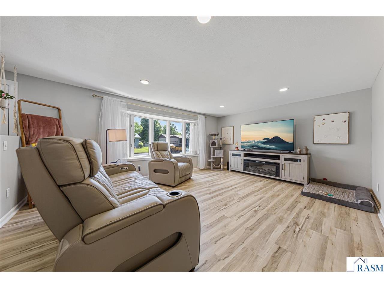 229 SW 3rd Avenue Winnebago MN 56098 267040936 image8