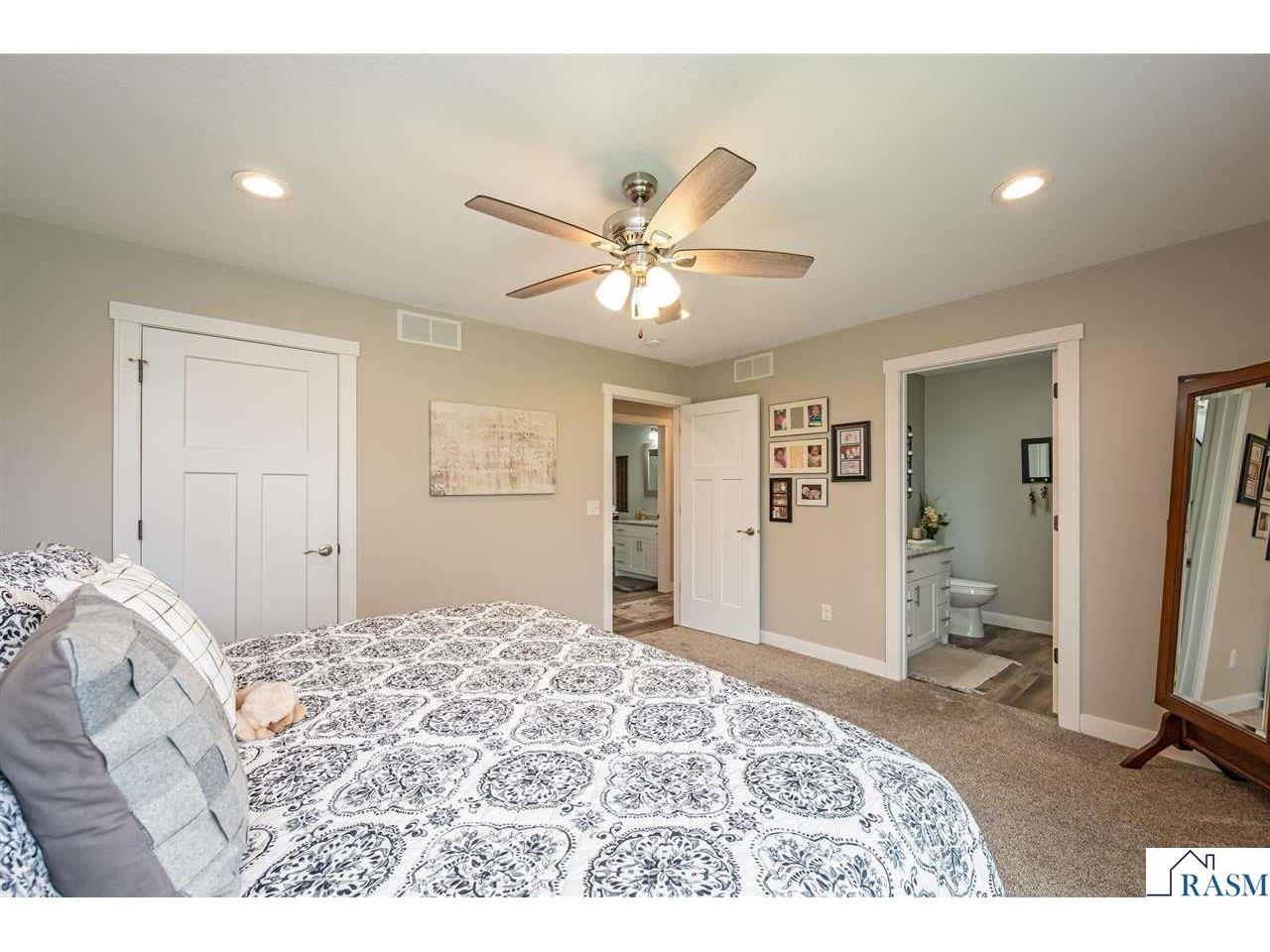 2292 Deerwood Drive North Mankato MN 56003 7039960 image17