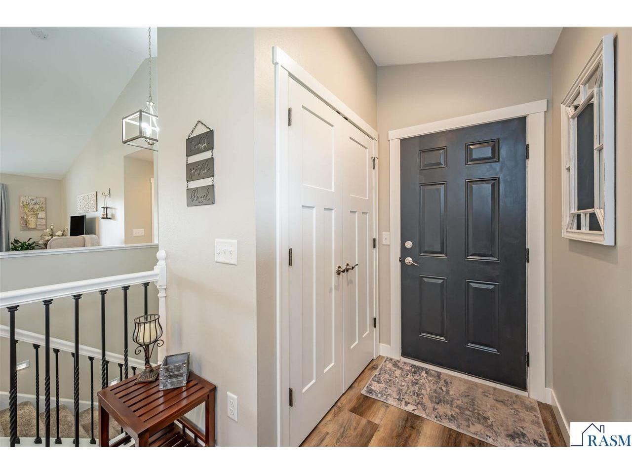 2292 Deerwood Drive North Mankato MN 56003 7039960 image4