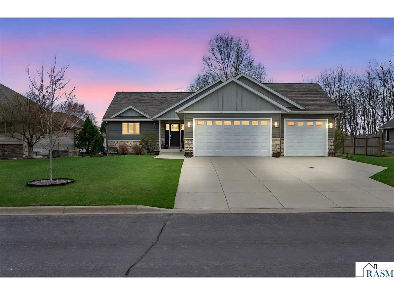 2292 Deerwood Drive North Mankato MN 56003 7039960 image47