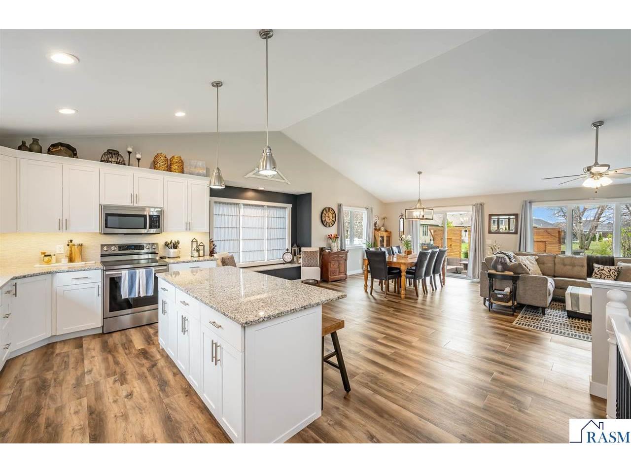 2292 Deerwood Drive North Mankato MN 56003 7039960 image5