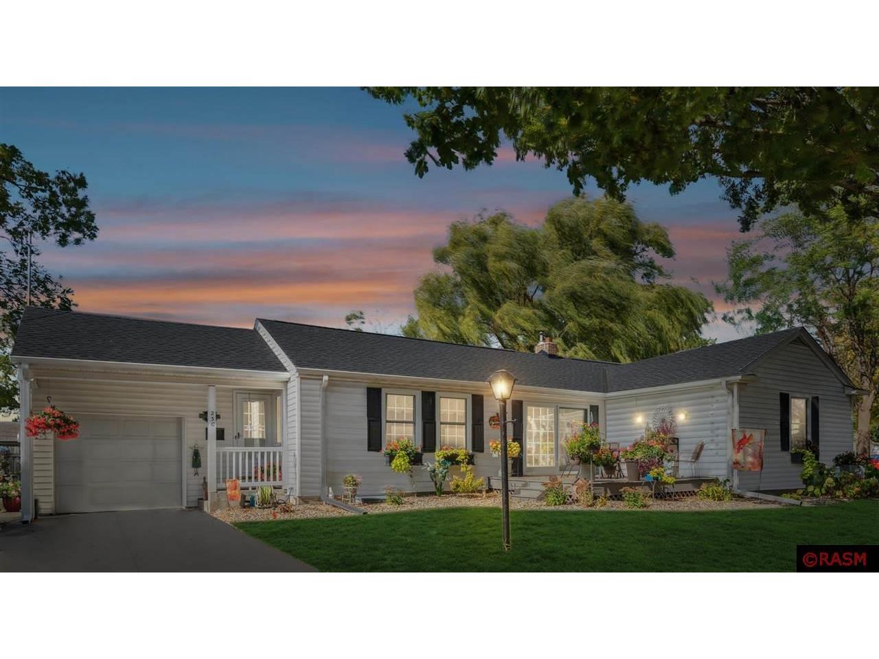 230 Long Street Mankato MN 56001 7036432 image1