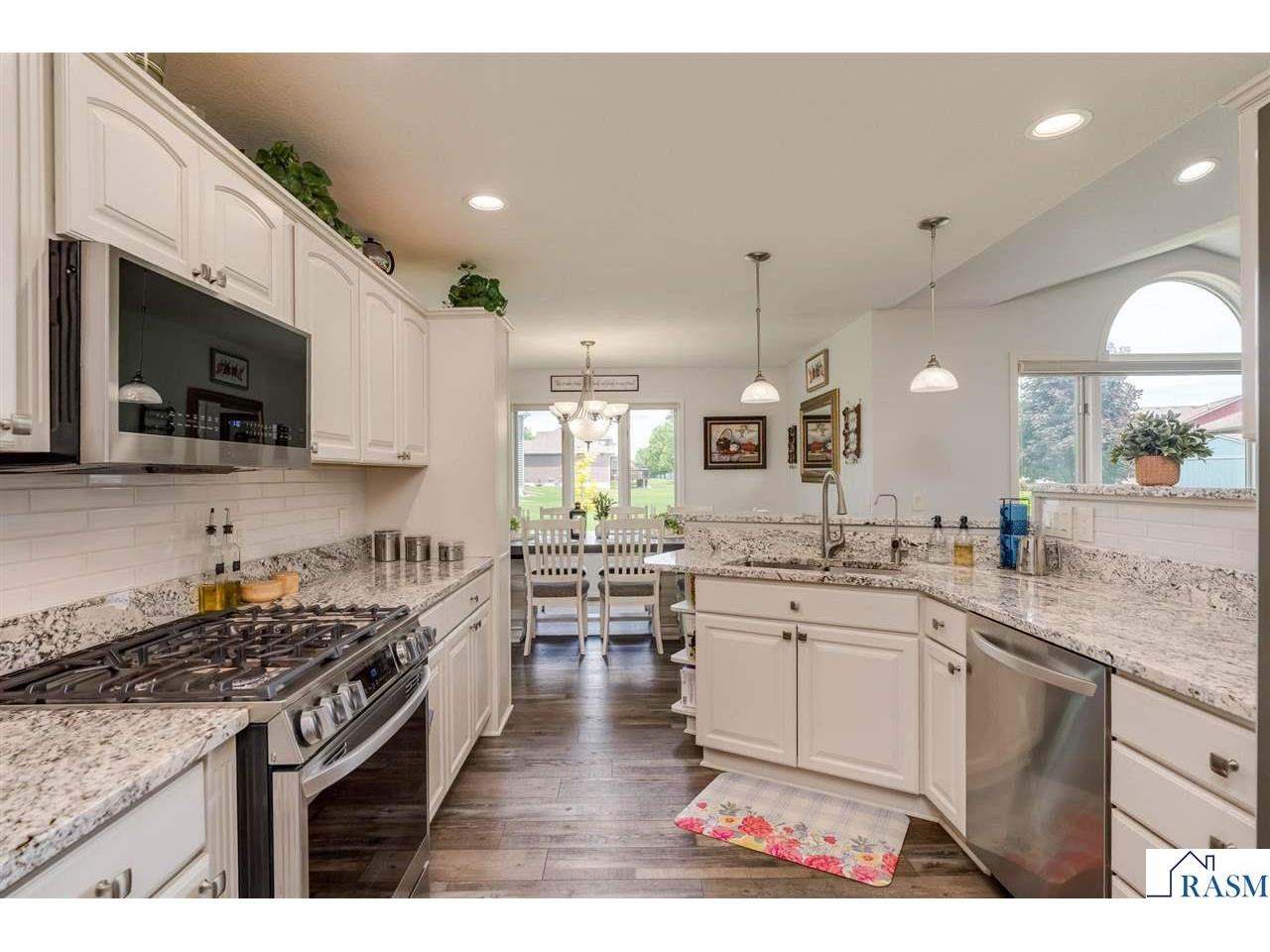 2300 Aspen Lane North Mankato MN 56003 267040552 image10