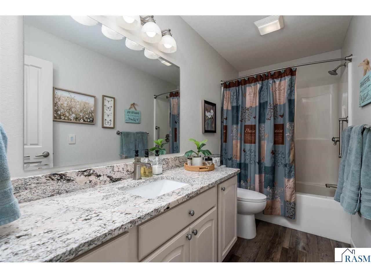 2300 Aspen Lane North Mankato MN 56003 267040552 image25