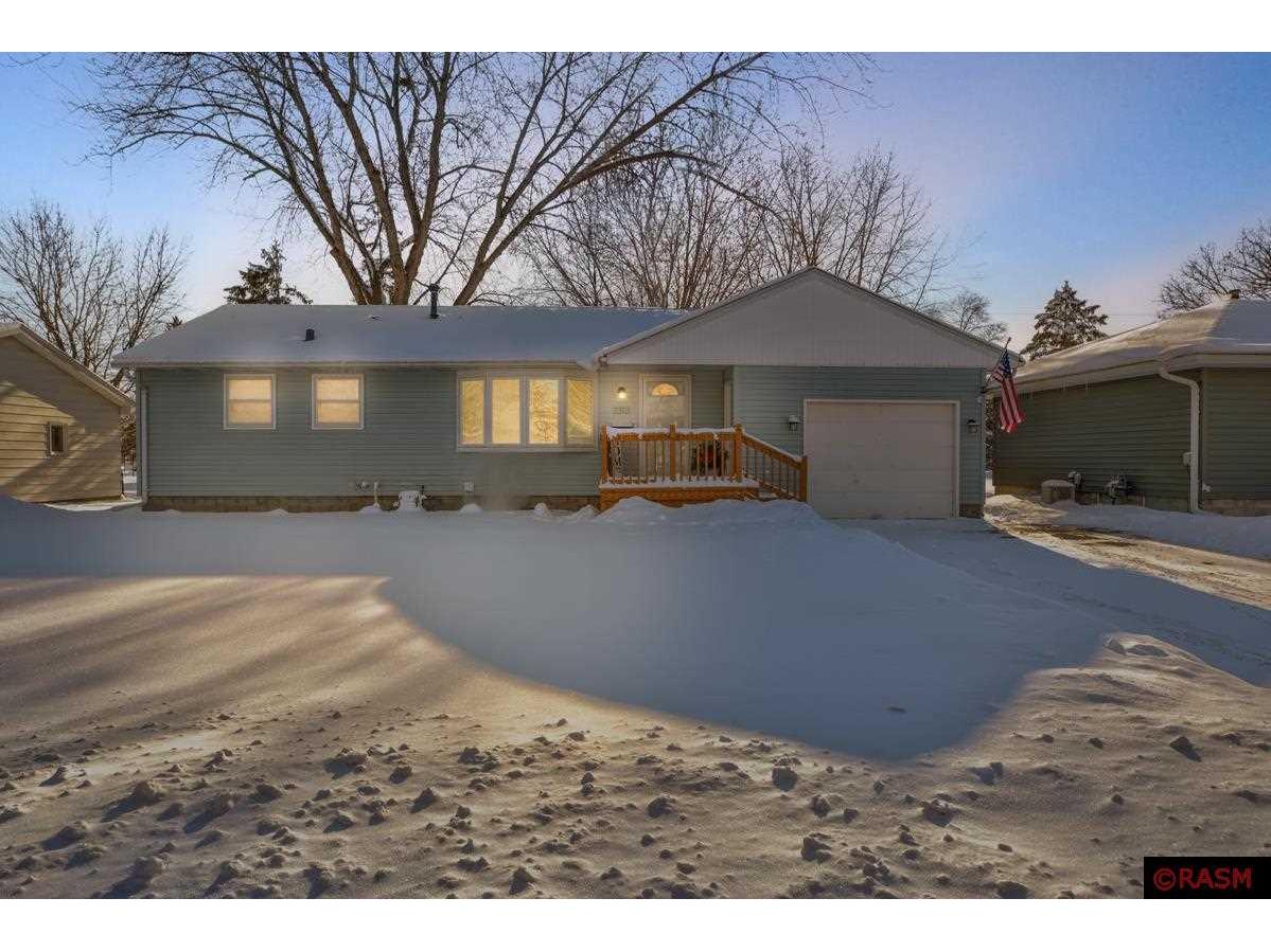 2313 E Main Street Mankato MN 56001 7031612 image1