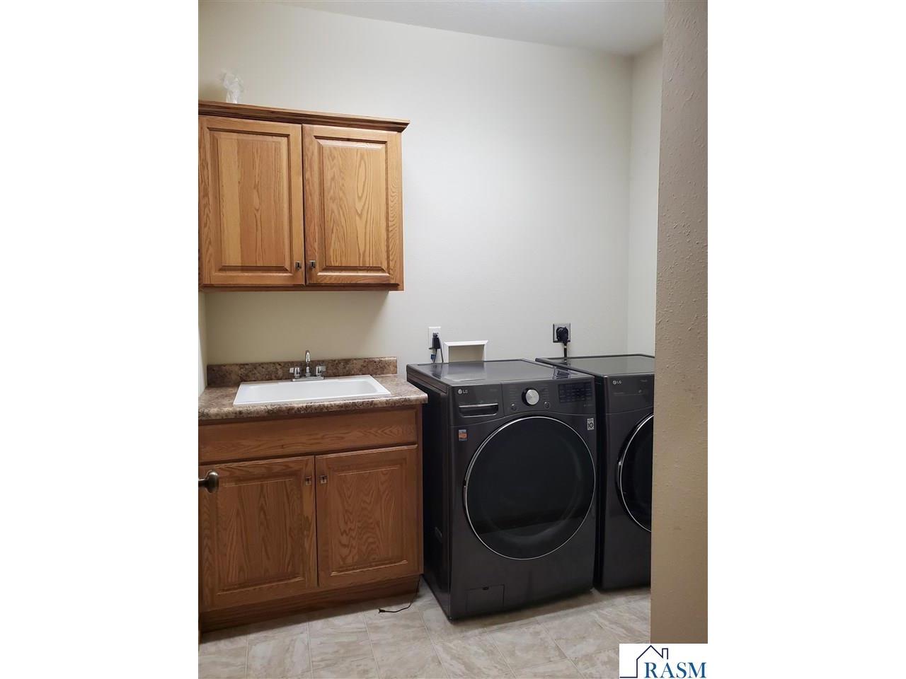 2327 Lake Avenue New Ulm MN 56073 267040823 image11