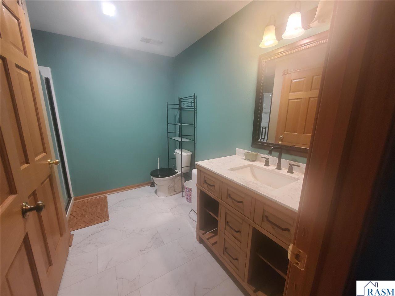 2327 Lake Avenue New Ulm MN 56073 267040823 image16