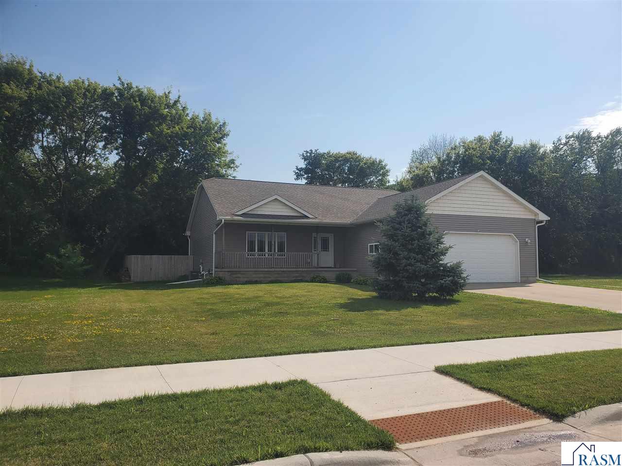 2327 Lake Avenue New Ulm MN 56073 267040823 image22