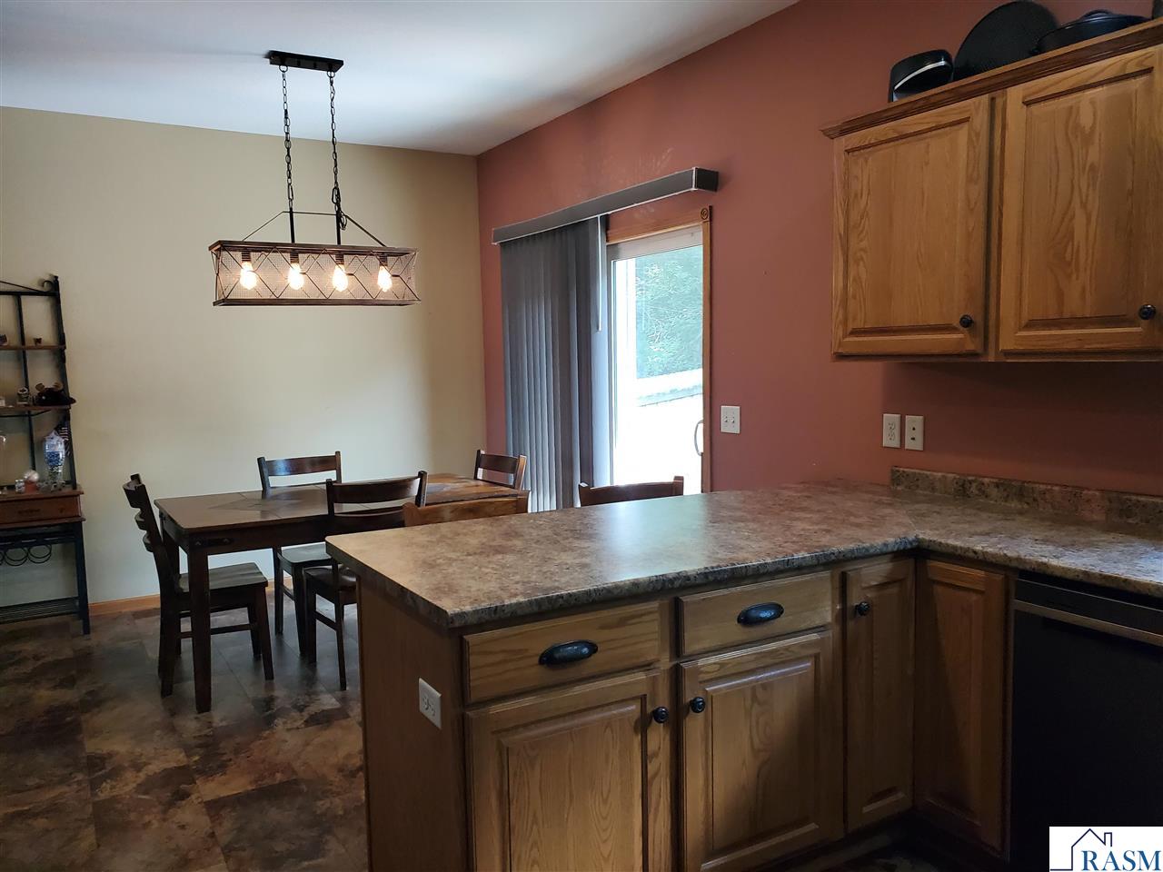 2327 Lake Avenue New Ulm MN 56073 267040823 image4