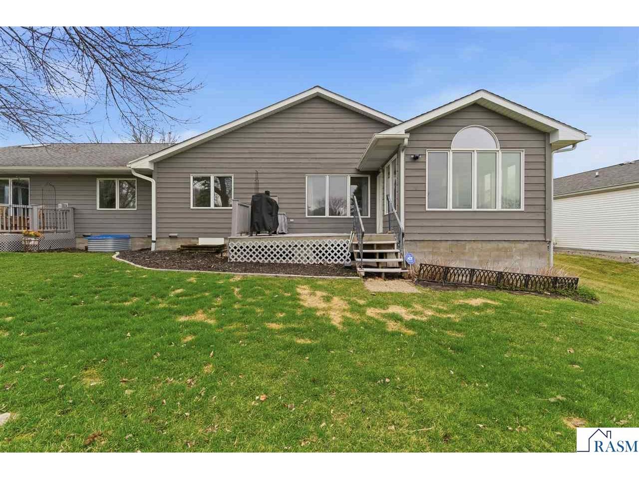 233 Gilbert Ave SW Madelia MN 56062 7039879 image30