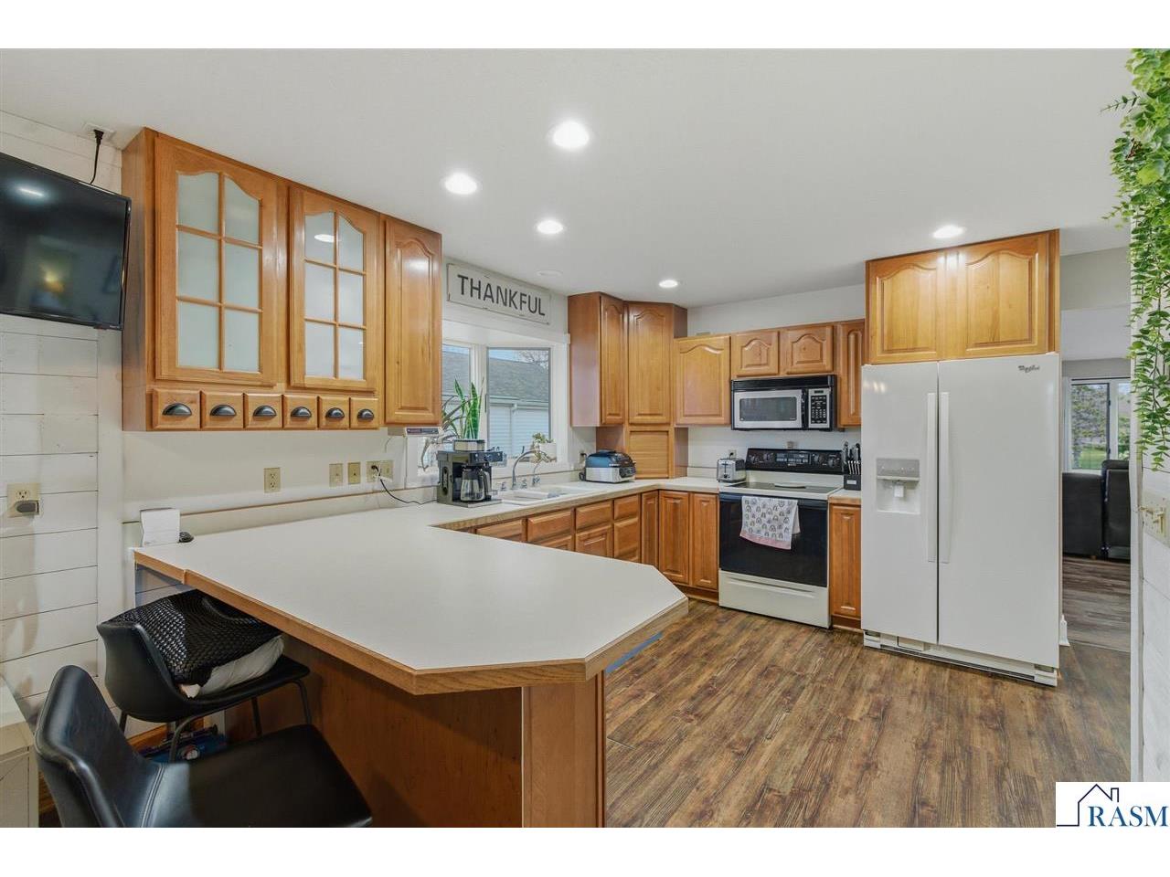 233 Gilbert Ave SW Madelia MN 56062 7039879 image6
