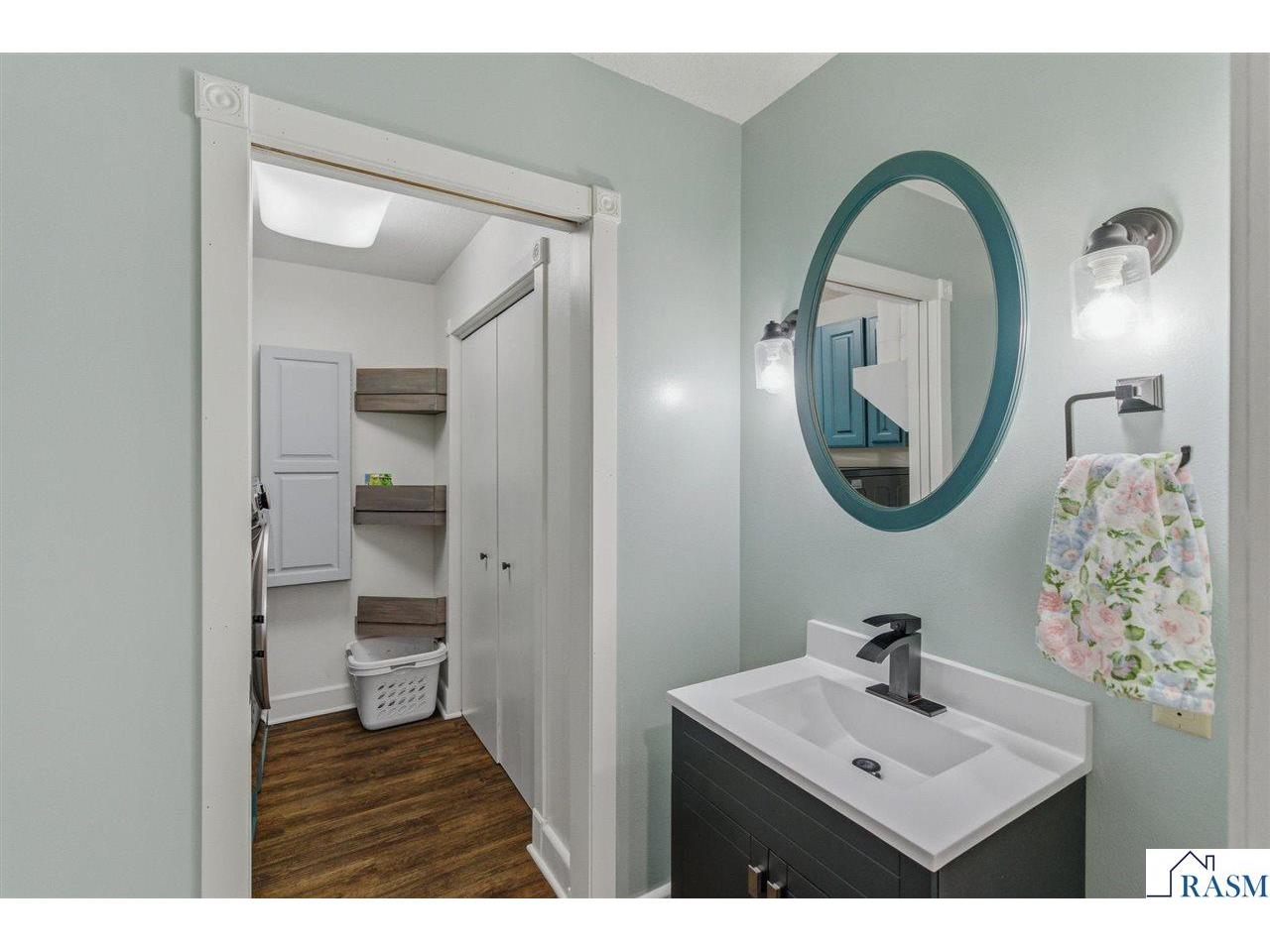 233 Gilbert Ave SW Madelia MN 56062 7039879 image7
