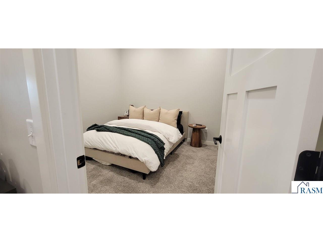 235-257 Belgrade Avenue North Mankato MN 56003 7039202 image10