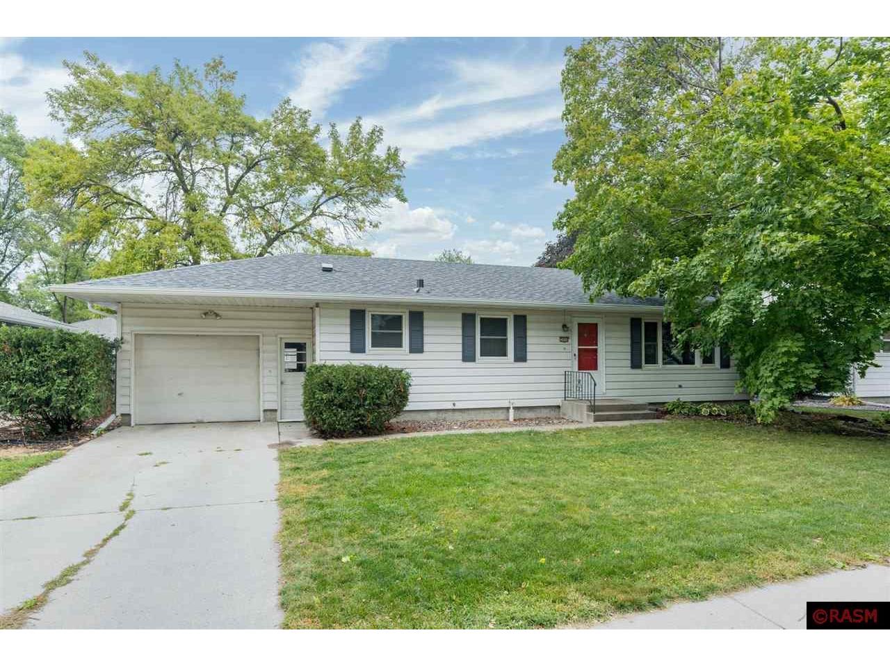 2404 E Main Street Mankato MN 56001 7033250 image1